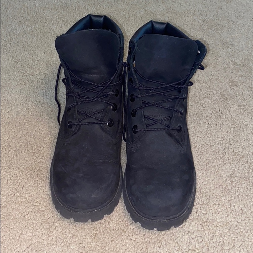 Black Timberlands !!